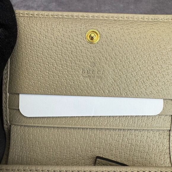 Gucci Horsebit Beige Oatmeal Gold Card Holder Wallet 621887 - Picture 13 of 16